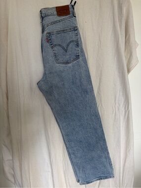 Levi's Ribcage Straight Ankle